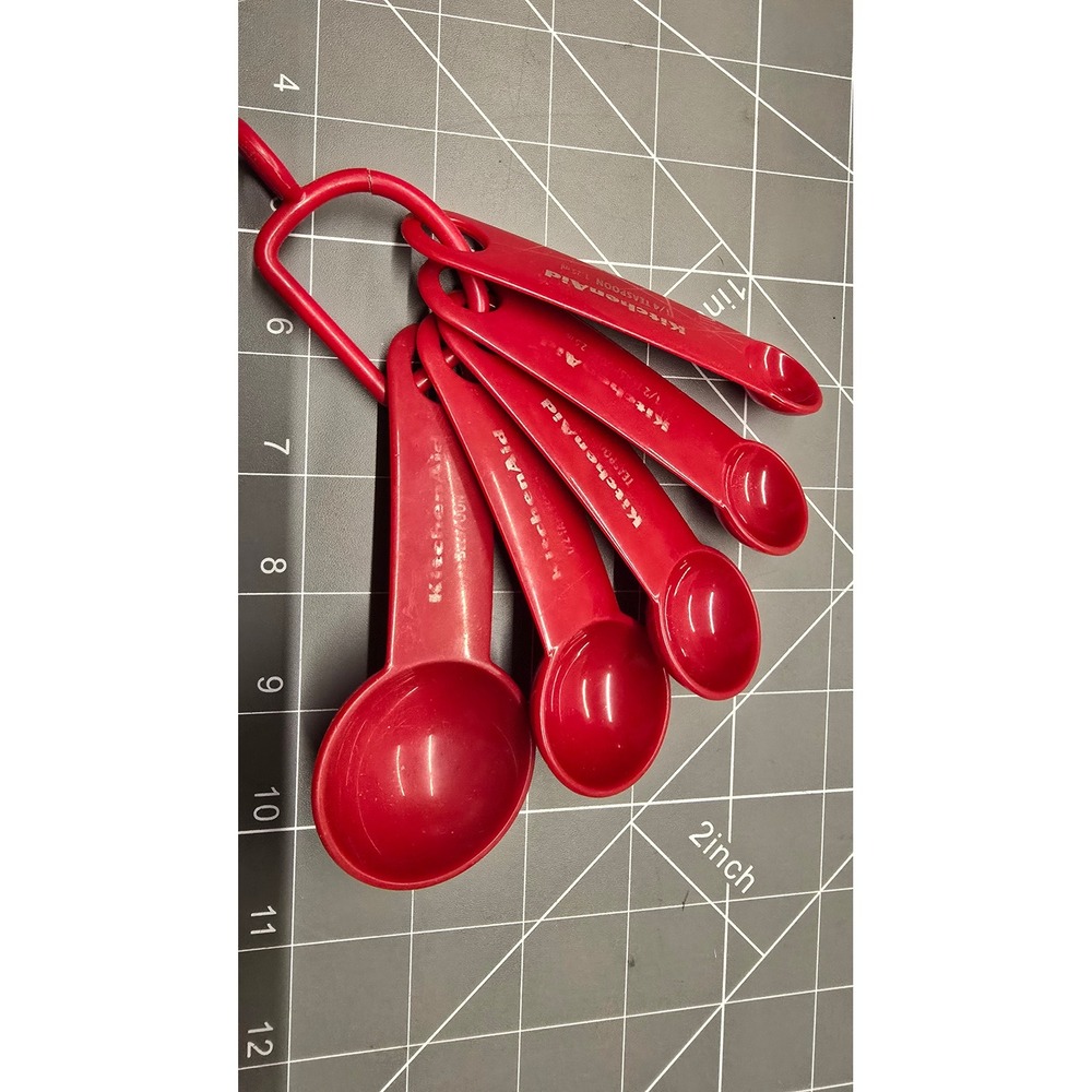KitchenAid Red Plastic Measuring Spoons Set of 5 Baking Cooking Tools